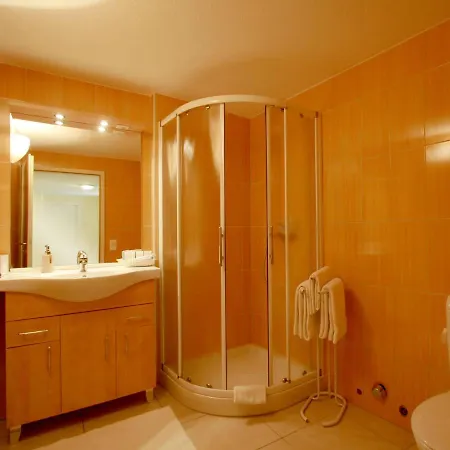 דירה Depandance Garni Golf אסקונה