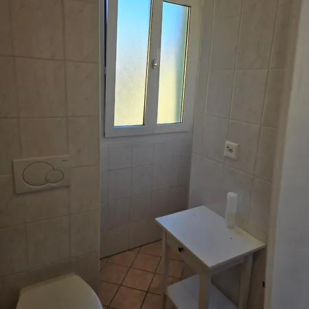 Depandance Garni Golf דירה *